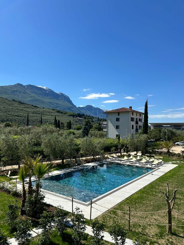 Appartamento Riva (52 mq, 2-6 posti letto) - Luminoso e moderno, con veranda esterna privata.
