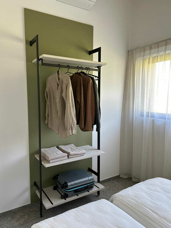 Appartamento Riva (52 mq, 2-6 posti letto) - Luminoso e moderno, con veranda esterna privata.