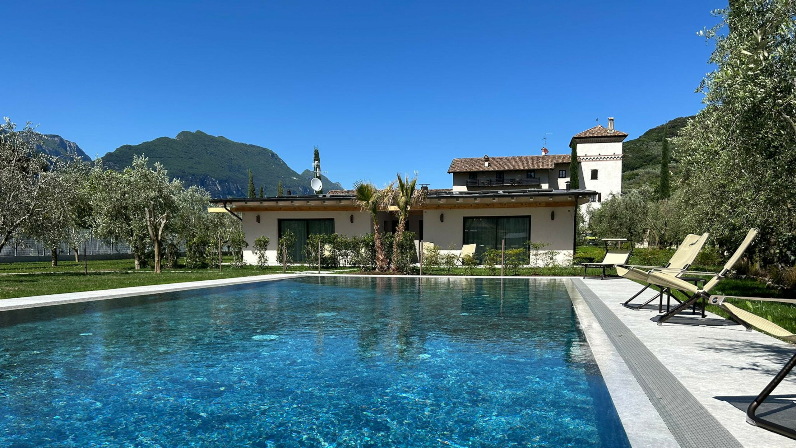 Appartamenti a Riva del Garda con vista lago e uliveti – Oliveto Apartments